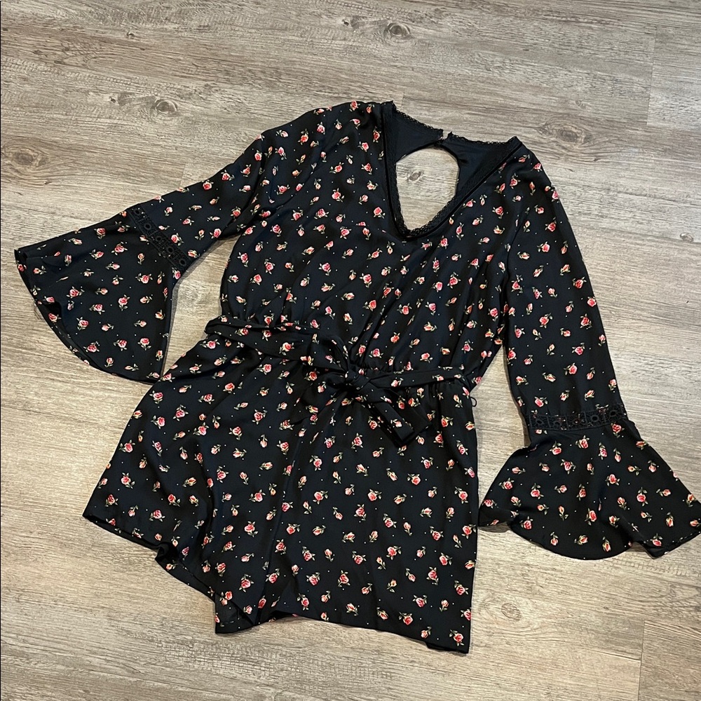 Disney Princess Black Rose Floral Print Romper Size XL Tie Waist Long Bell Sleev